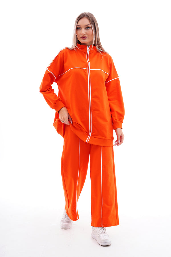 Zip-Up Relaxed Fit Tracksuit with Contrast Stitching