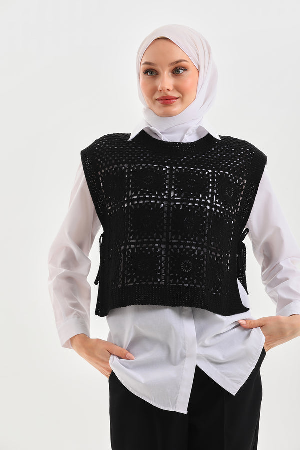 2-Piece Shirt and Knitted Vest Set