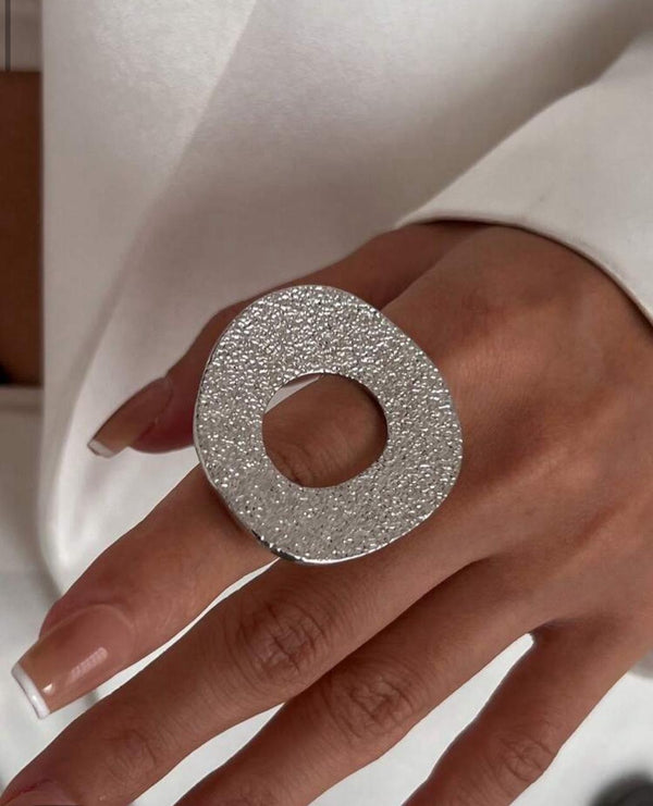 Random elegant silver ring