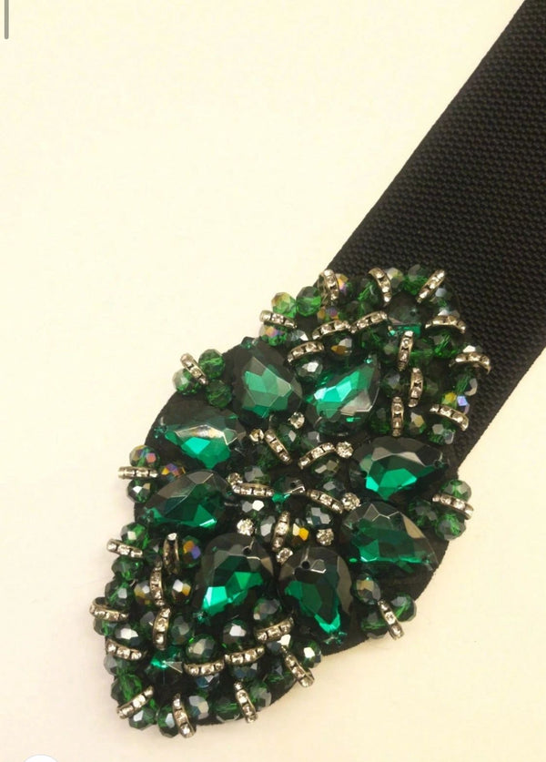Elegant Belt with Emerald Crystal Embellishment