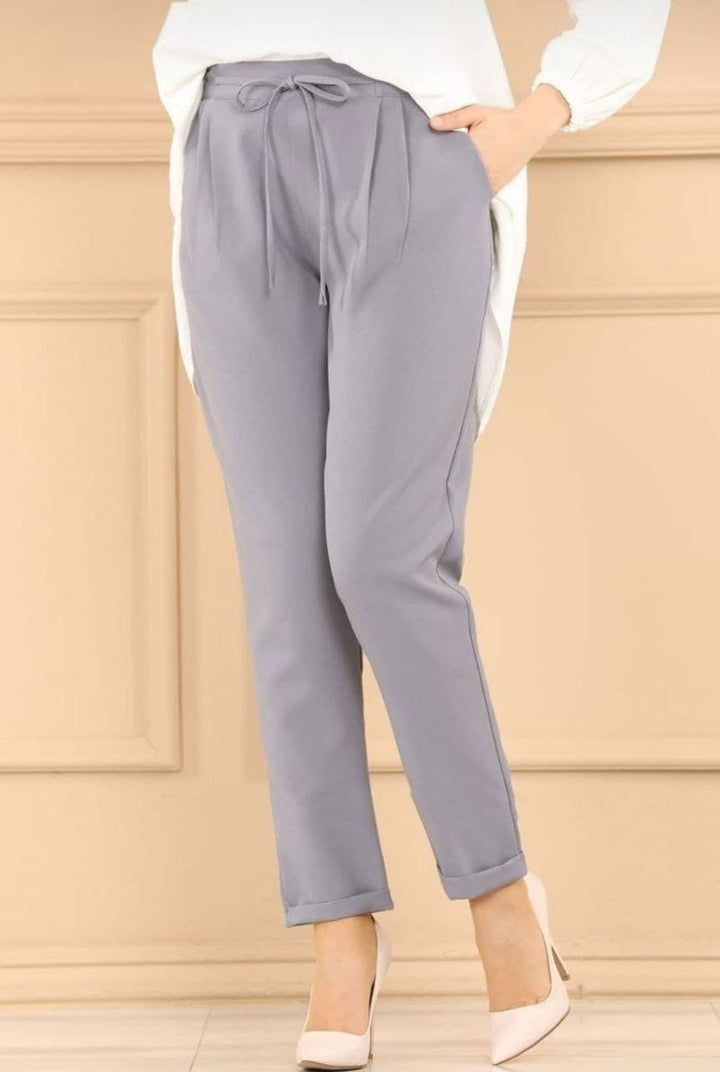 Women's regular fit solid drawstring pants in grey