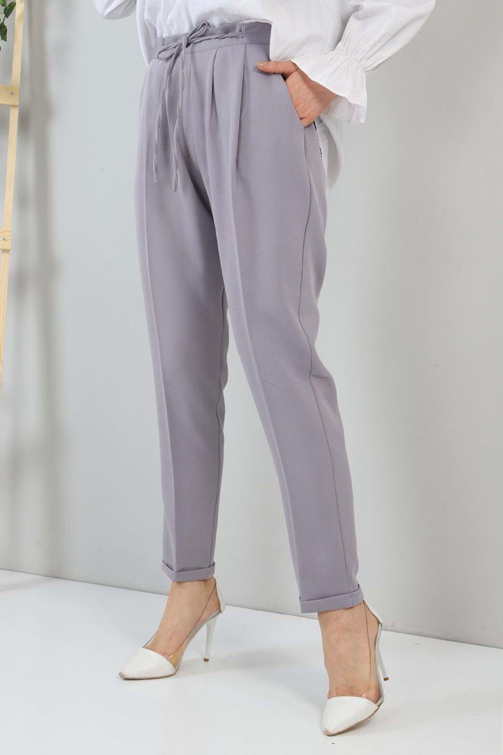 Women's regular fit solid drawstring pants in grey 