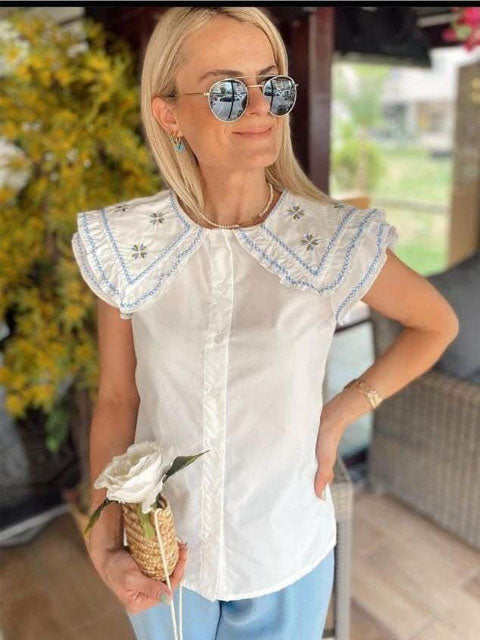 Blouse with BB Flowery Collar